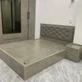 Giường ngủ màu xám xi măng 0